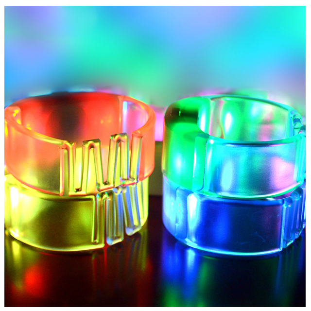 LSRM03 New Creative Promotional Programmable Flash Lighting Radio DMX Remote Control LED Bracelet wristband