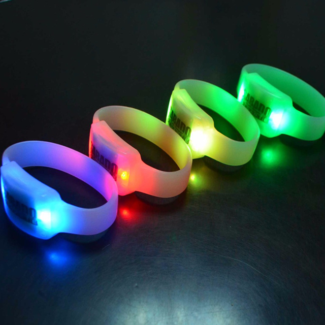 LSRM06 Large Capacity Low Price New Design Bracelet with Led Lights