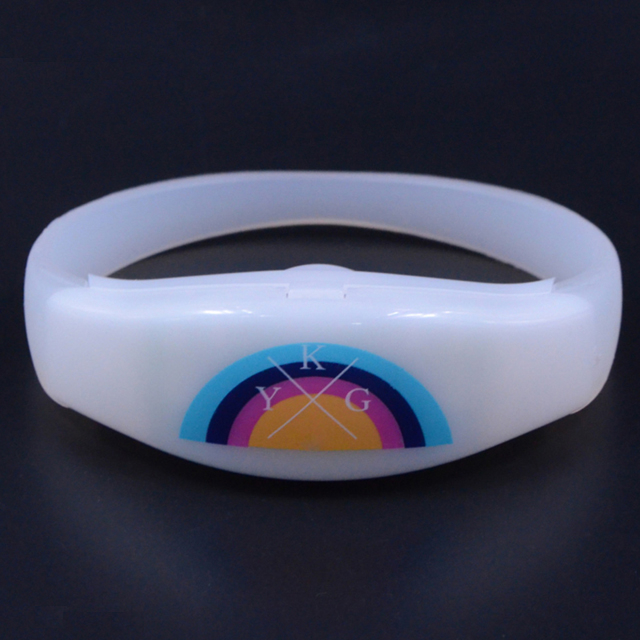 LSRM01 New Products Custom Programmable Remote Controlled Flashing Led Silicone Bracelet Radio Control DMX Rfid Light Up Wristband